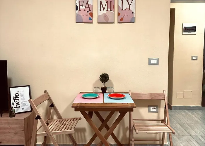 Urban In Blloku 티라나